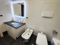 Colleoni, 74, quadrilokál pro 6 až 8 osob