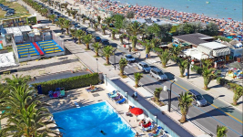 HOTEL LEUCO *** plná penze, bazén i plážový servis v ceně!
