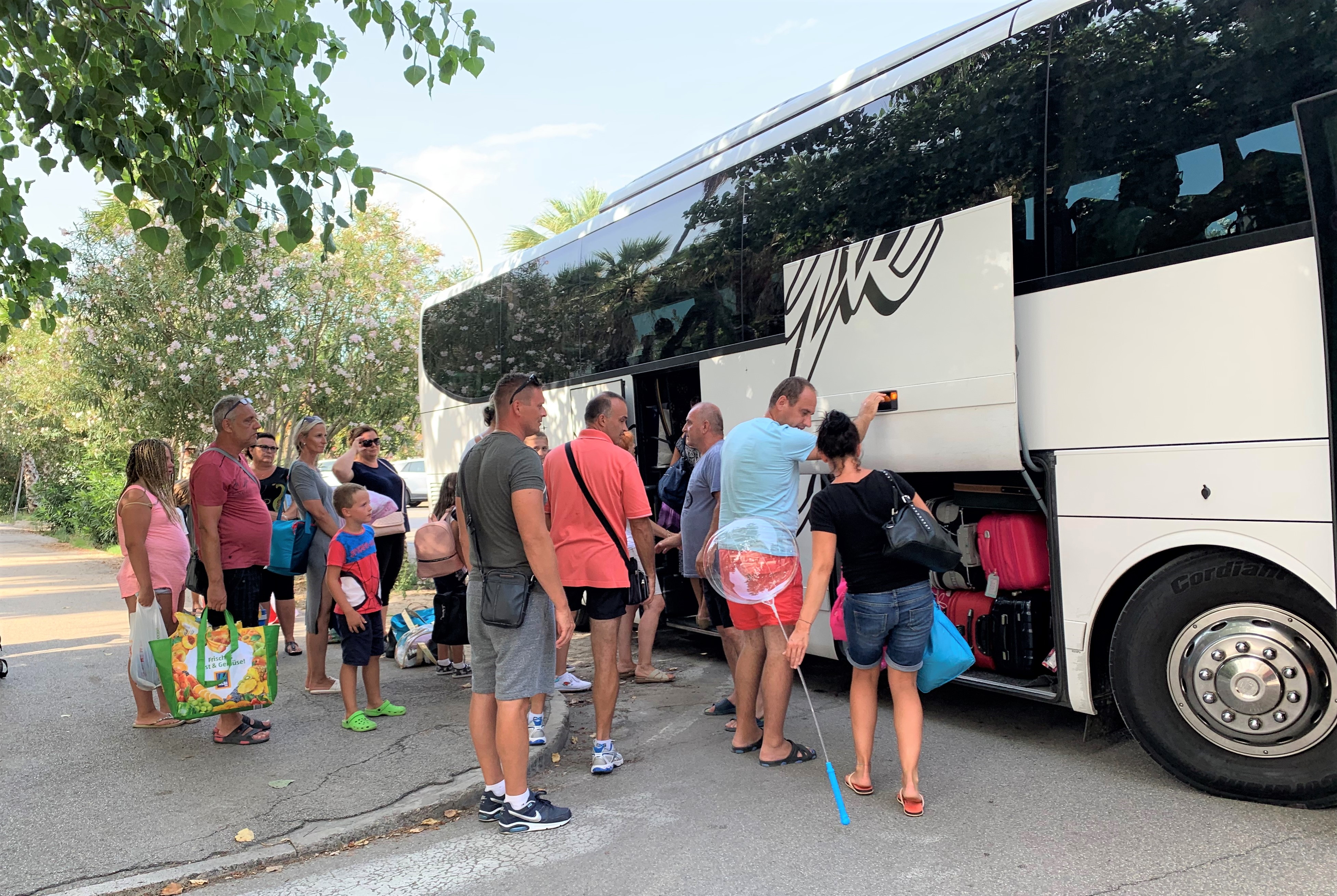 Autobusové zájezdy na 10 nocí (Rezidence ALEXANDER)